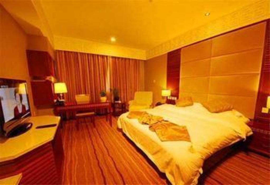 Golden Spring Hotel Lijiang Lijiang  Exterior photo