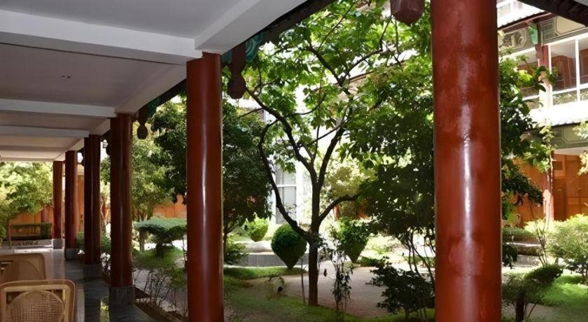 Golden Spring Hotel Lijiang Lijiang  Exterior photo