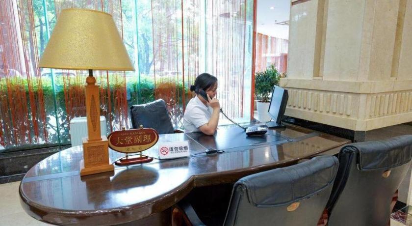 Golden Spring Hotel Lijiang Lijiang  Exterior photo
